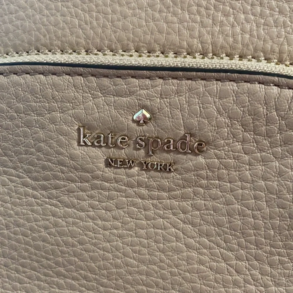 NWT Kate Spade Jackson medium backpack in color warmvellum (light neutral pink) - Picture 2 of 9